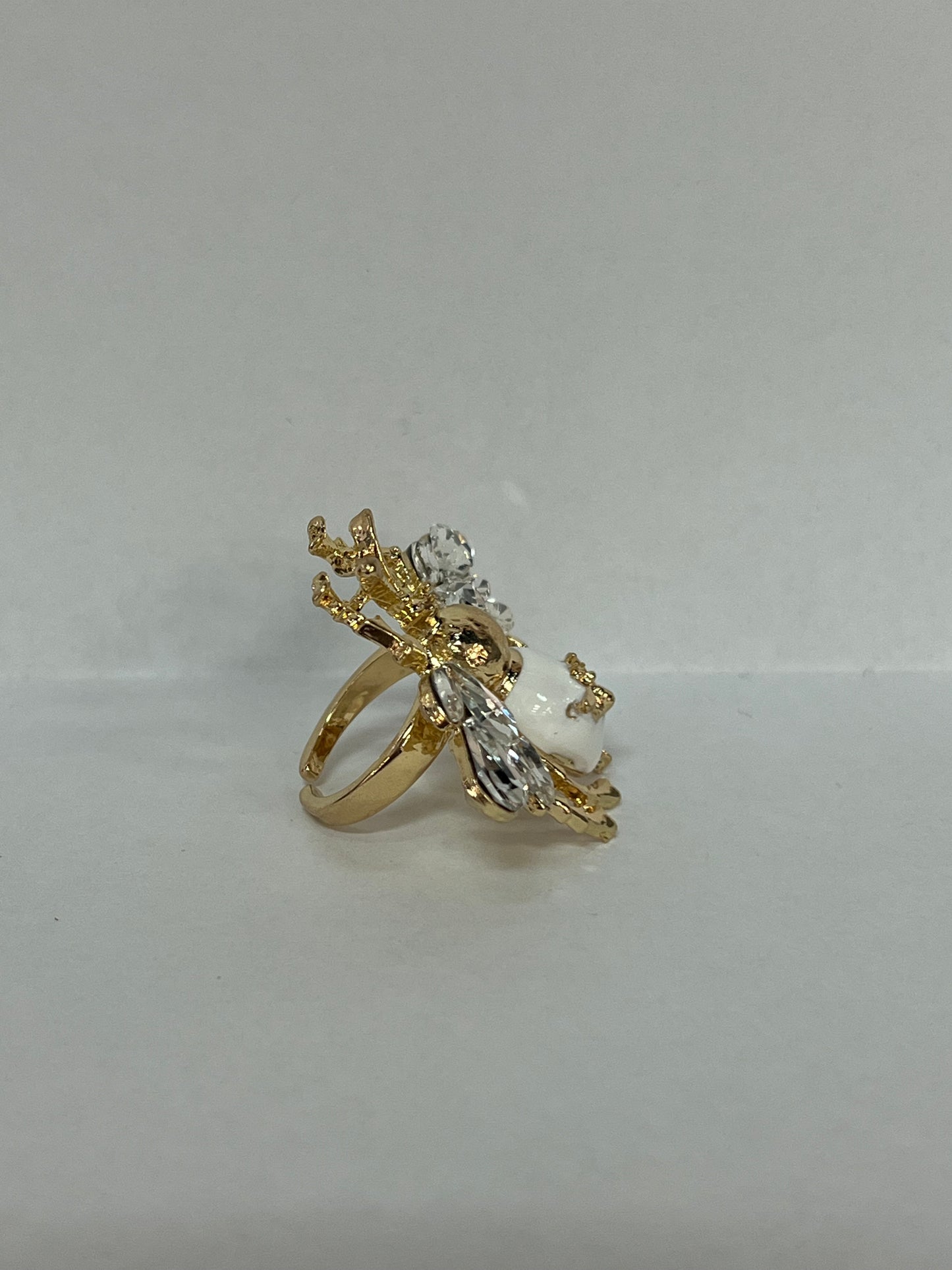 Bee Ring White One Size