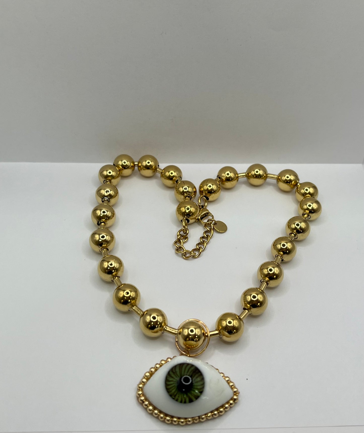 Eye Pearl Necklace
