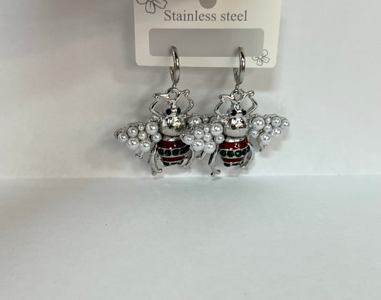 Bee Earrings Silver with Pearls