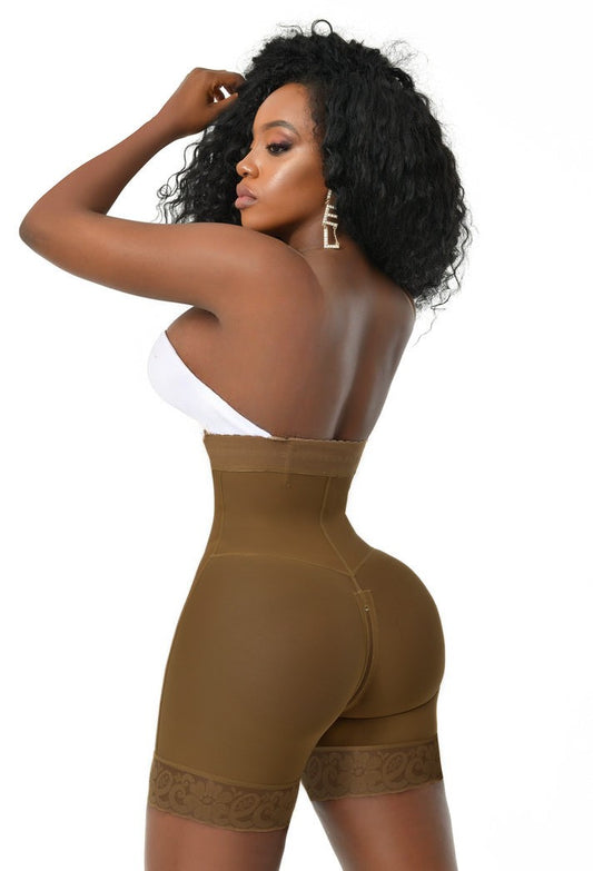 2705 Big Hips